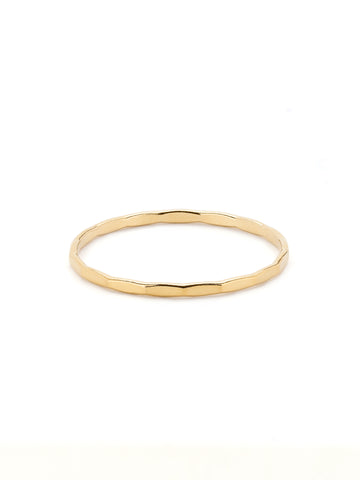 Annemarie hammered ring (Goud of Zilver)