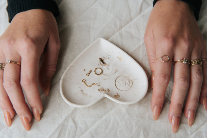 Twisted beauty click hoop