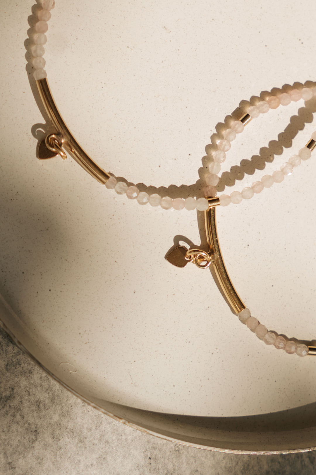 Marley Jane Rozenkwarts armband