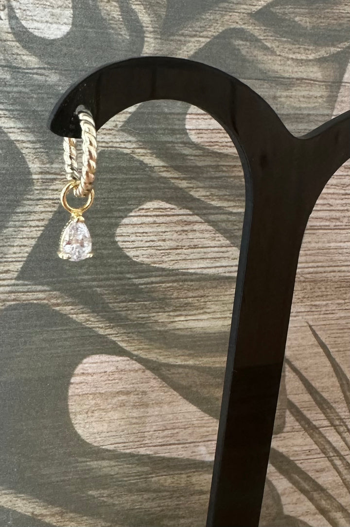 Twisted Beauty Click Hoop (met keuze uit 10 bedels)