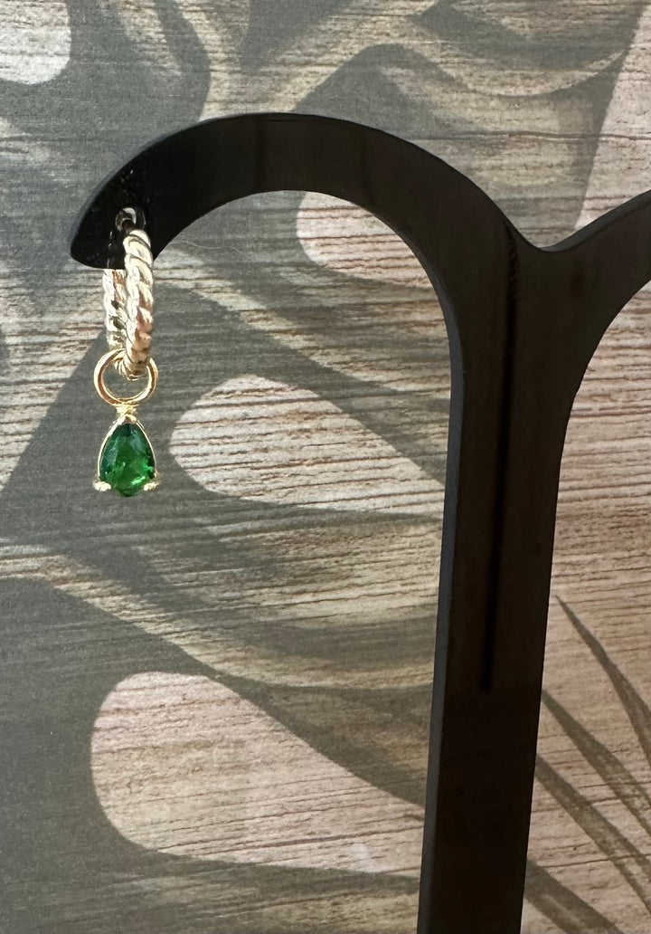 Twisted Beauty Click Hoop (met keuze uit 10 bedels)