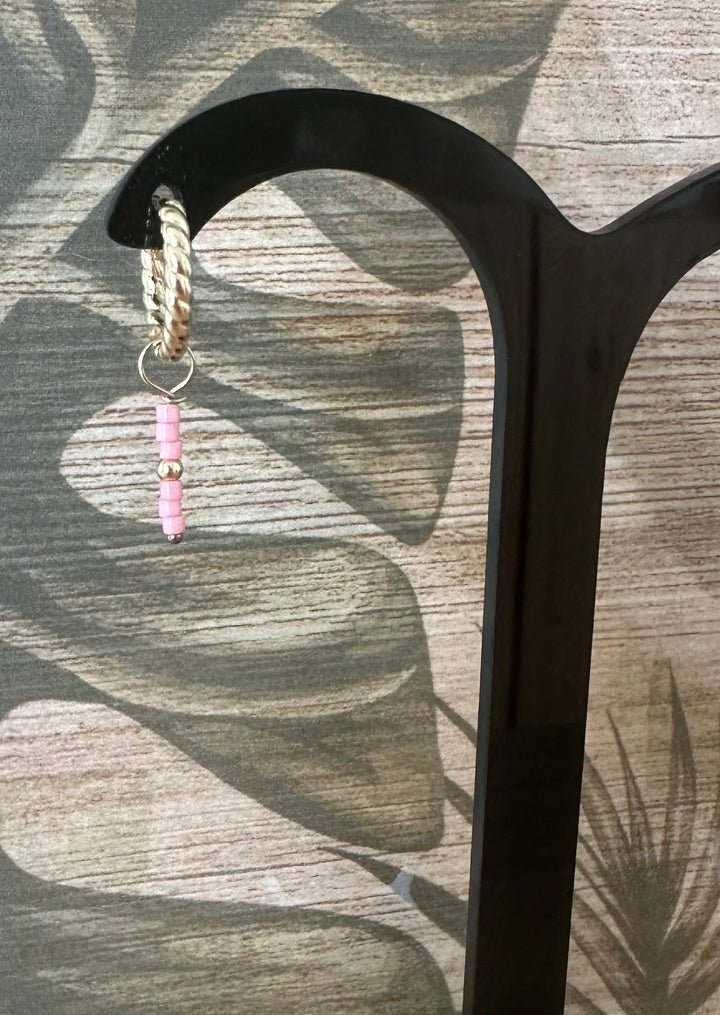 Twisted Beauty Click Hoop (met keuze uit 10 bedels)