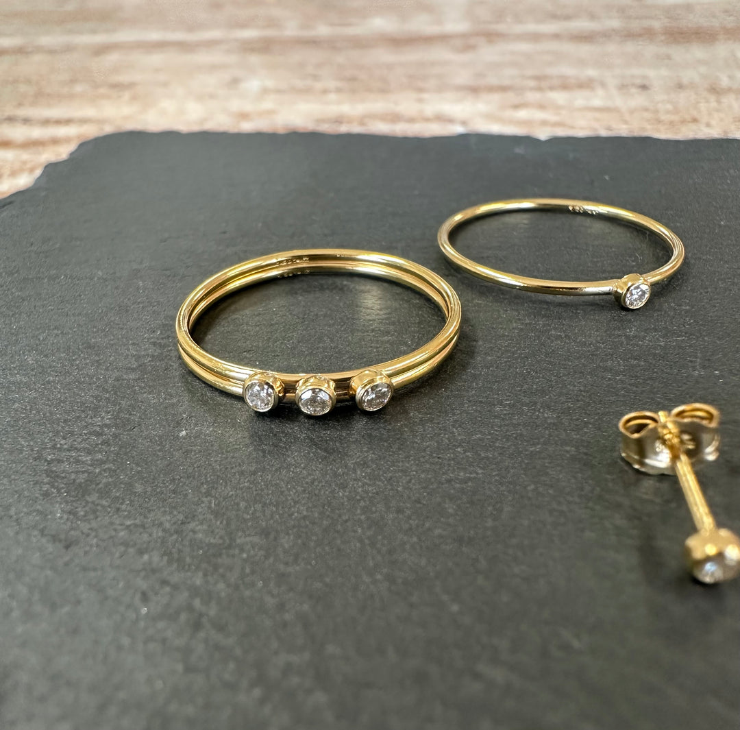 Triple Diamond ring