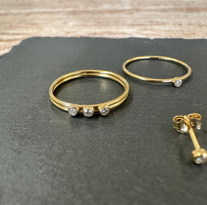 Triple Diamond ring