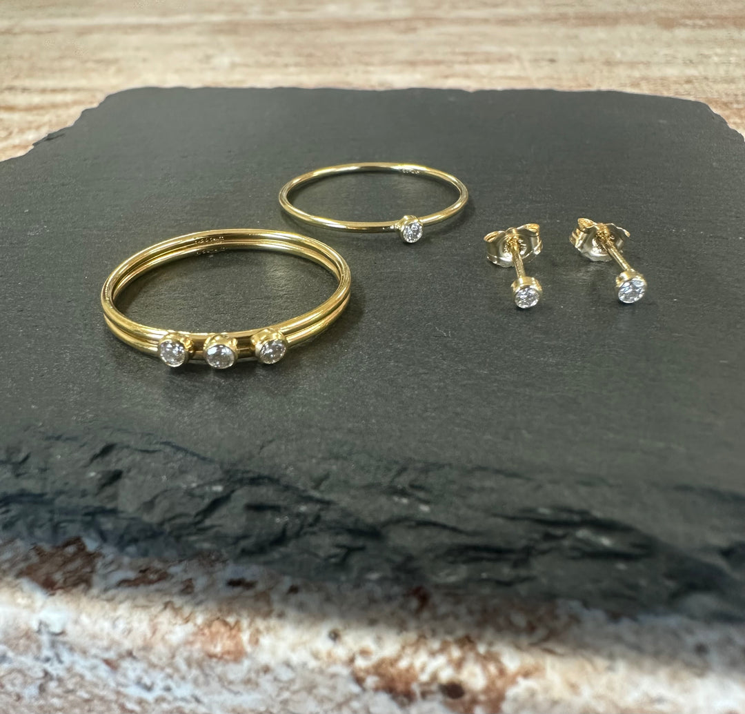 Single Diamond ring
